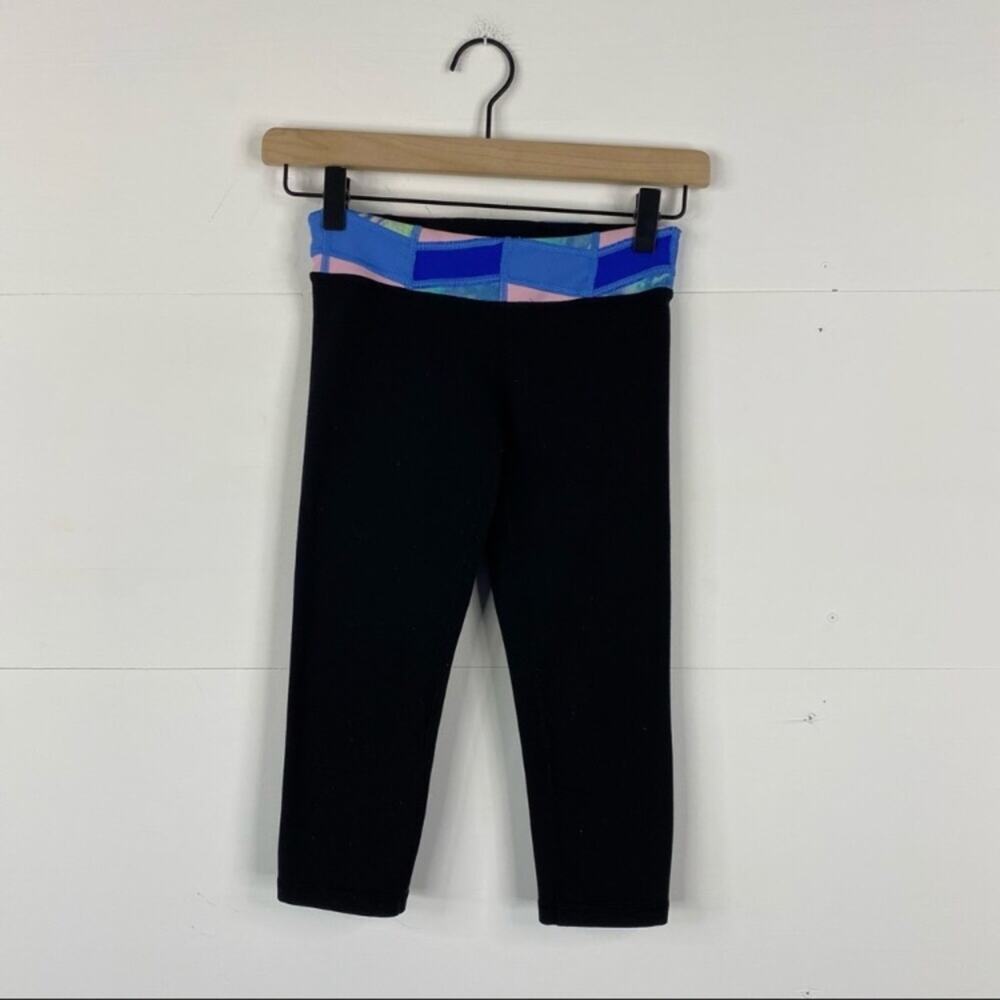 Ivivva Lululemon cropped black leggings with colored waist band